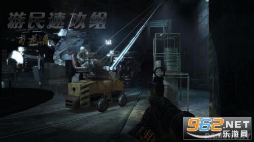 地铁最后的曙光完整中文版 面对变异怪物和敌对人类的双重威胁